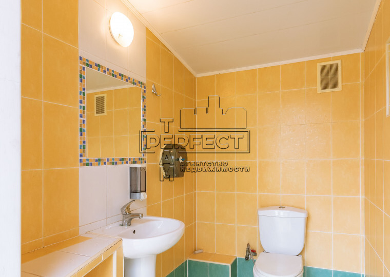 Продаж 5-кімнатної квартири 356 м², Богдана Хмельницького вул., 86