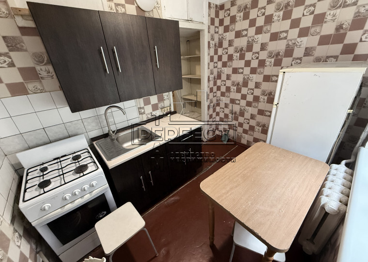 Продаж 1-кімнатної квартири 34 м², Юності вул., 4