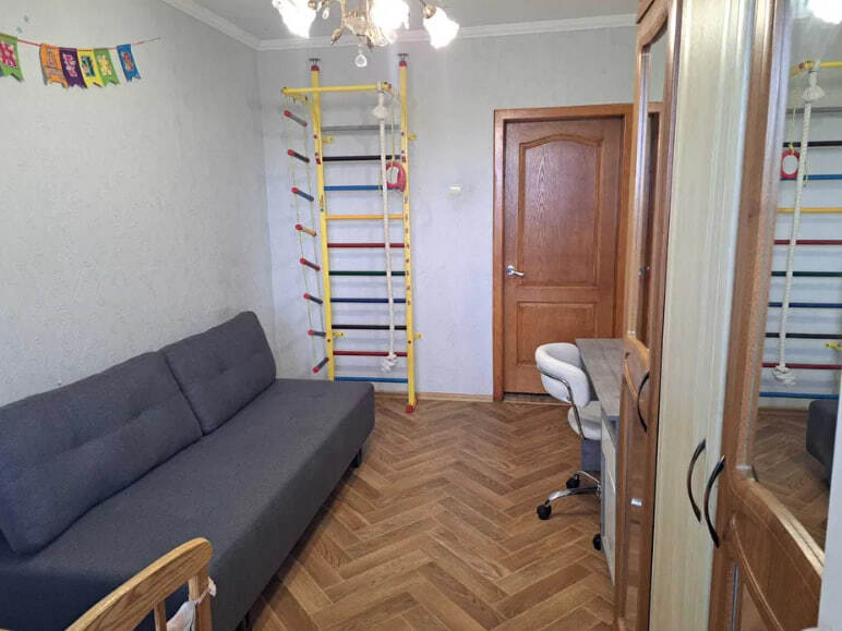 Продажа 3-комнатной квартиры 65 м², Ремесленная ул.