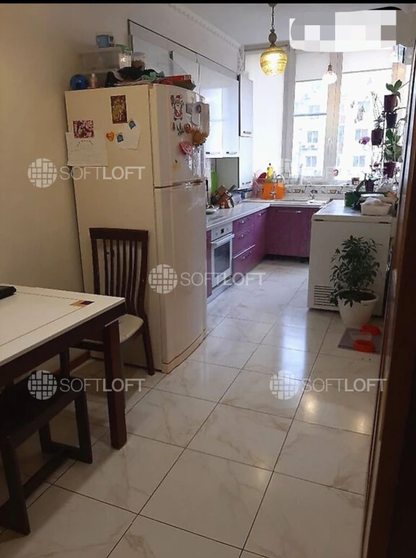 Продажа 3-комнатной квартиры 100 м²