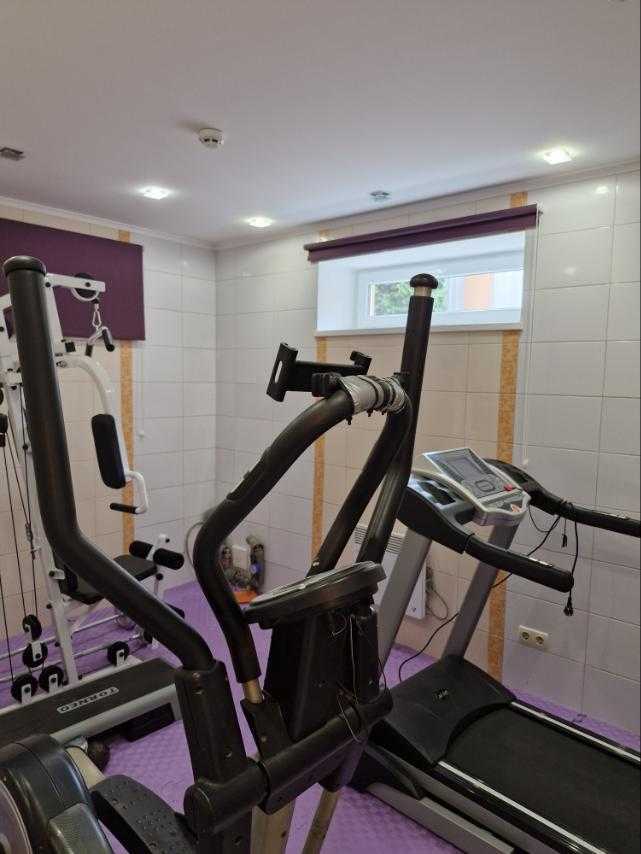 Продаж будинку 363 м², Берковецька вул.