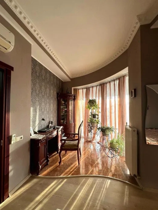 Оренда будинку 200 м², Зої Космодем'янської вул.