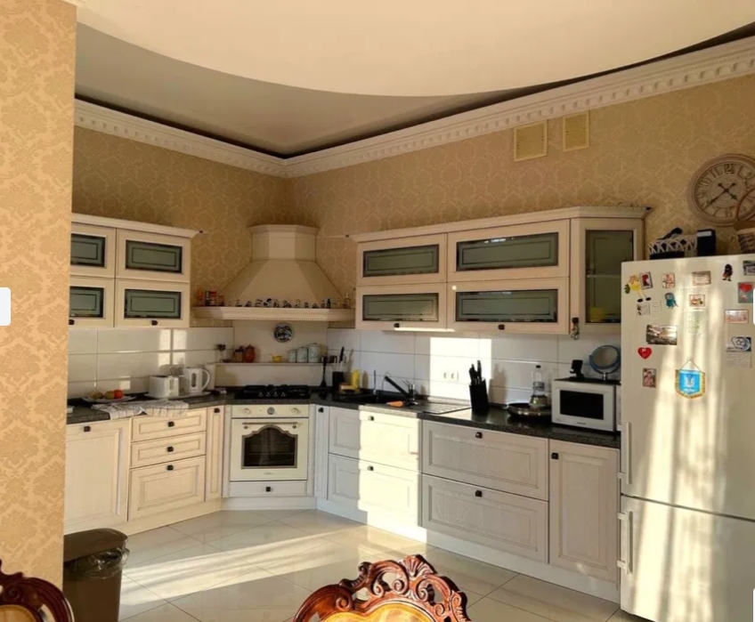 Оренда будинку 200 м², Зої Космодем'янської вул.