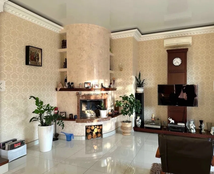 Оренда будинку 200 м², Зої Космодем'янської вул.