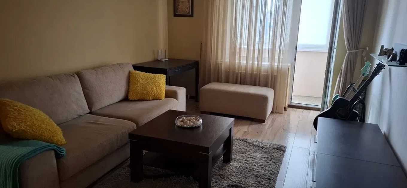 Продажа 2-комнатной квартиры 52 м², Лайоша Гавро, 9в