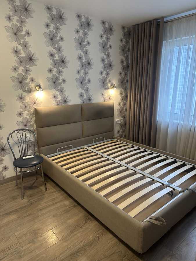 Продажа 1-комнатной квартиры 37 м², Бориса Гмыри ул., 16А