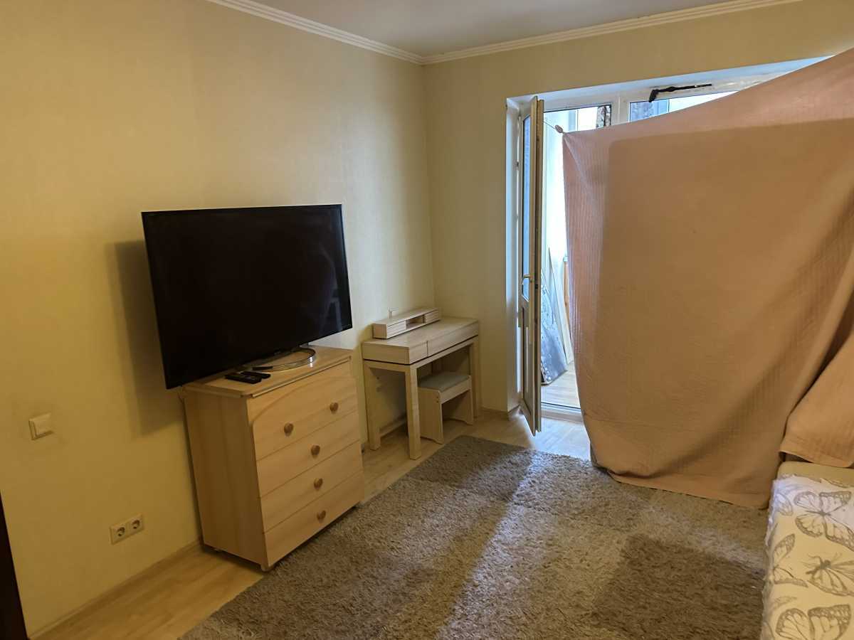 Аренда 3-комнатной квартиры 95 м², Саперно-Слободская ул., 8