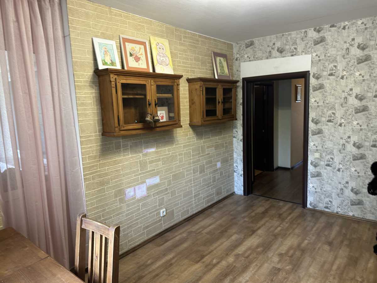Аренда 3-комнатной квартиры 95 м², Саперно-Слободская ул., 8