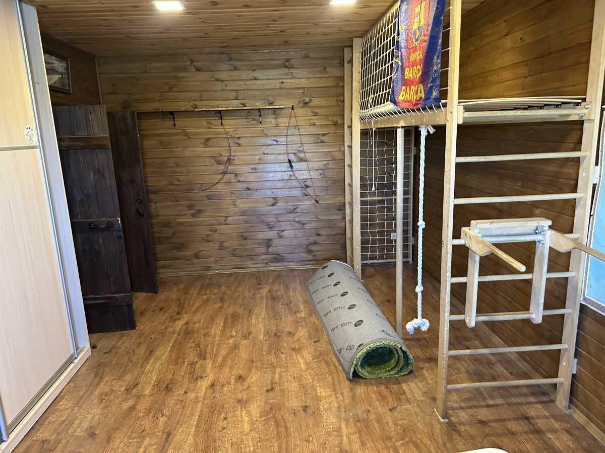 Аренда 3-комнатной квартиры 95 м², Саперно-Слободская ул., 8