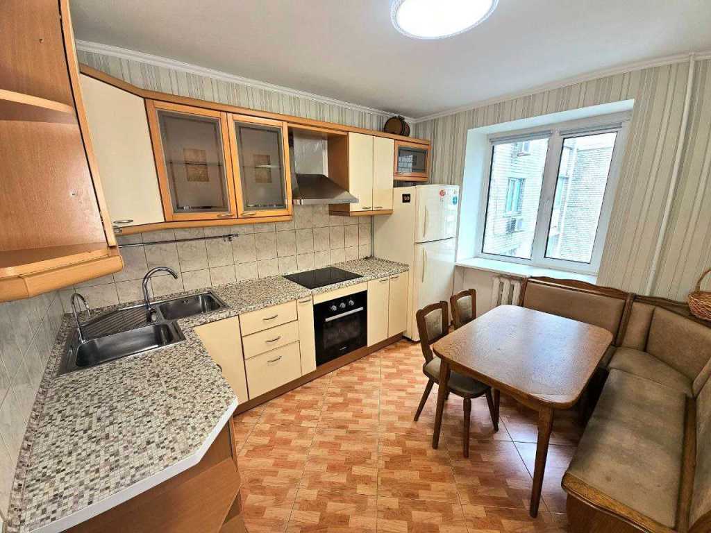 Продажа 3-комнатной квартиры 89 м², Михаила Драгомирова ул., 2