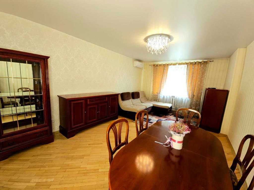 Продажа 3-комнатной квартиры 89 м², Михаила Драгомирова ул., 2
