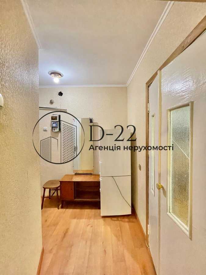 Продаж 2-кімнатної квартири 46 м², Михайла Донця вул., 13