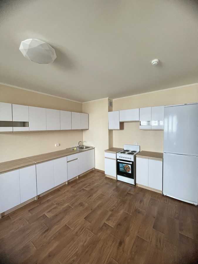 Оренда 3-кімнатної квартири 100 м², Миколи Кібальчича вул., Хвылевого, 1