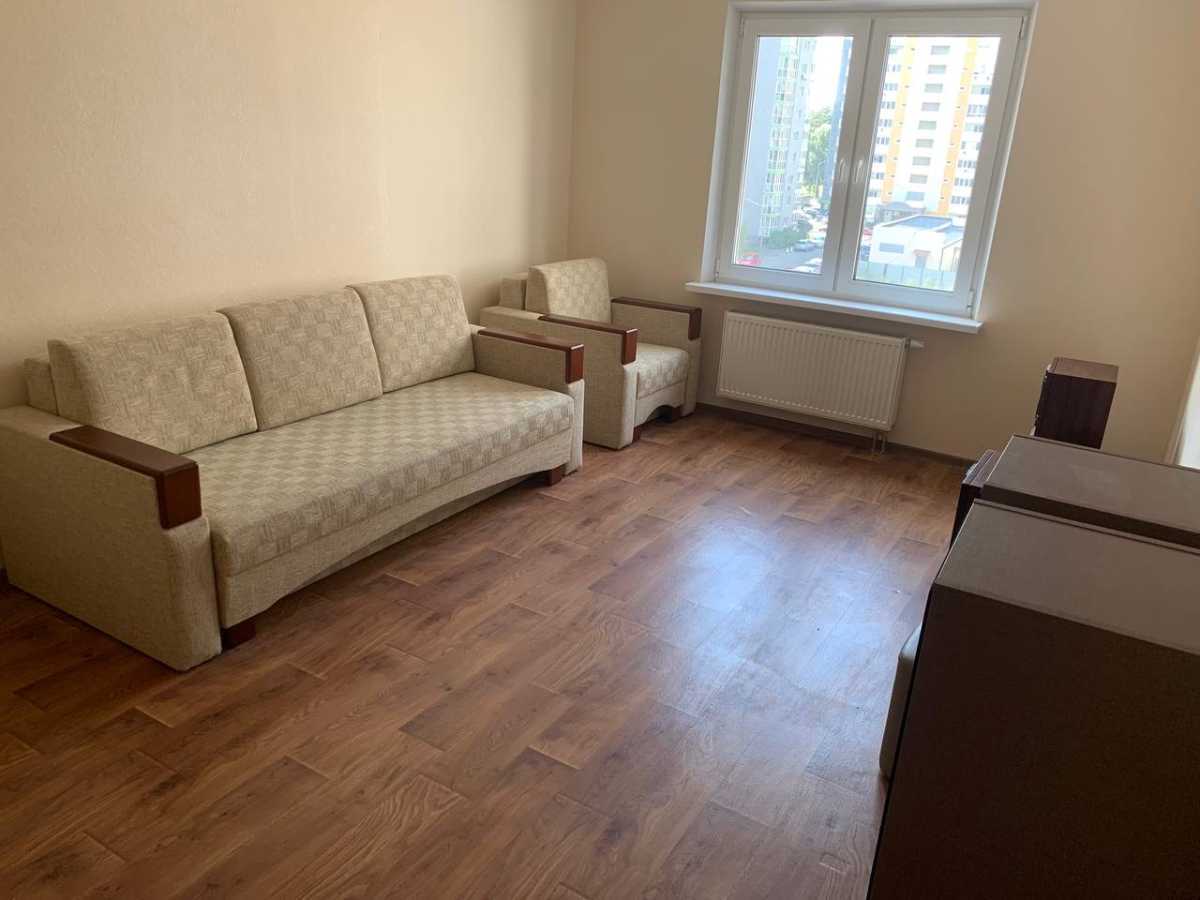 Оренда 3-кімнатної квартири 100 м², Миколи Кібальчича вул., Хвылевого, 1