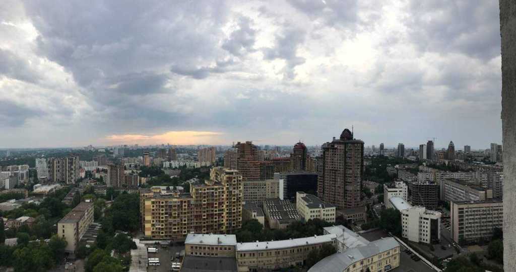 Продажа 3-комнатной квартиры 150 м², Евгения Коновальца ул., 44А
