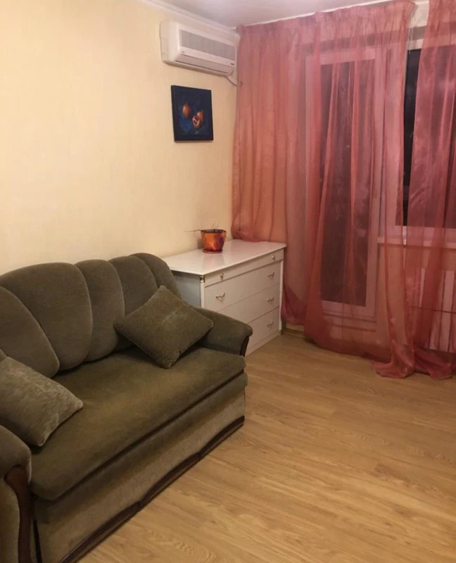 Продажа 1-комнатной квартиры 33 м²