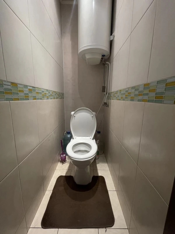 Продажа 4-комнатной квартиры 76 м²