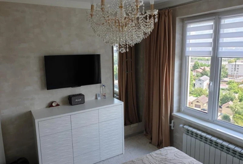 Продажа 2-комнатной квартиры 54 м²