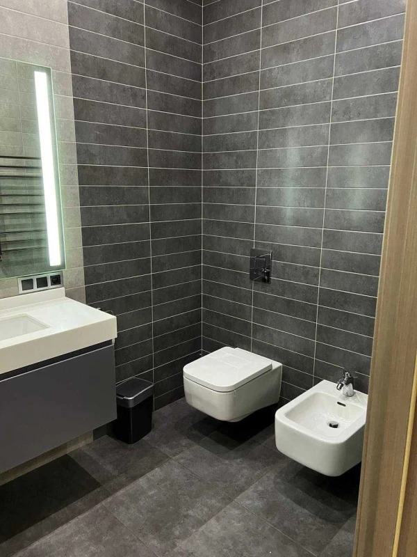 Продажа 3-комнатной квартиры 126 м²