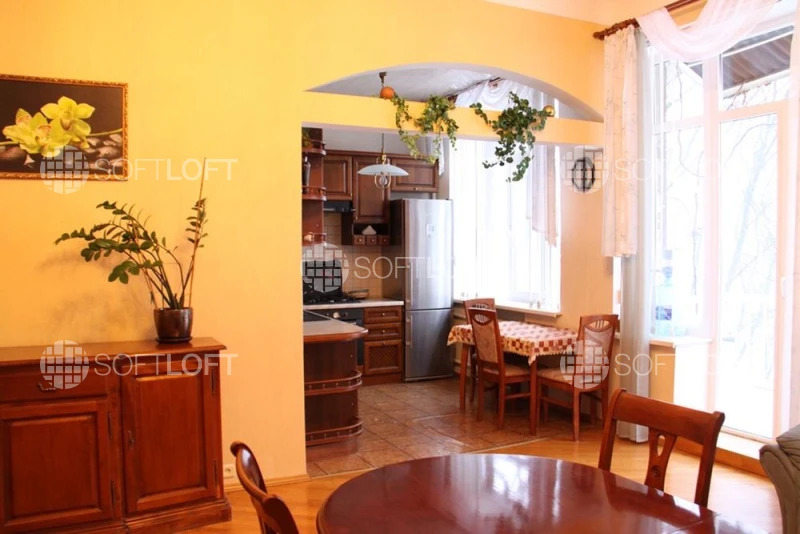 Аренда 2-комнатной квартиры 92 м²