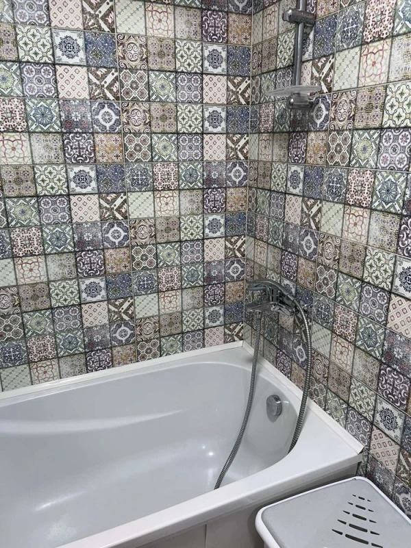 Продаж 1-кімнатної квартири 57 м²