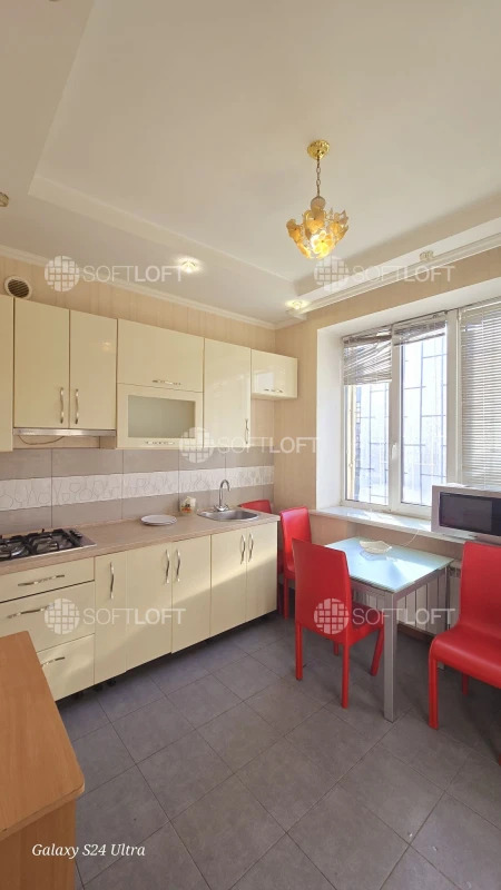Продаж 1-кімнатної квартири 40 м²
