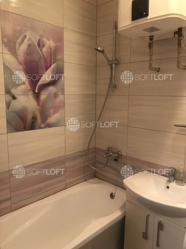Продаж 1-кімнатної квартири 40 м²