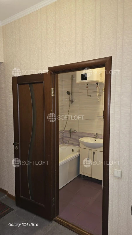 Продаж 1-кімнатної квартири 40 м²