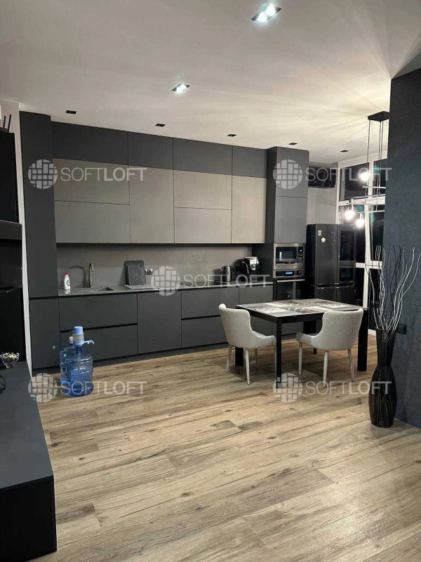 Аренда 2-комнатной квартиры 80 м²