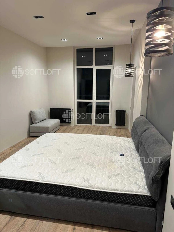 Аренда 2-комнатной квартиры 80 м²