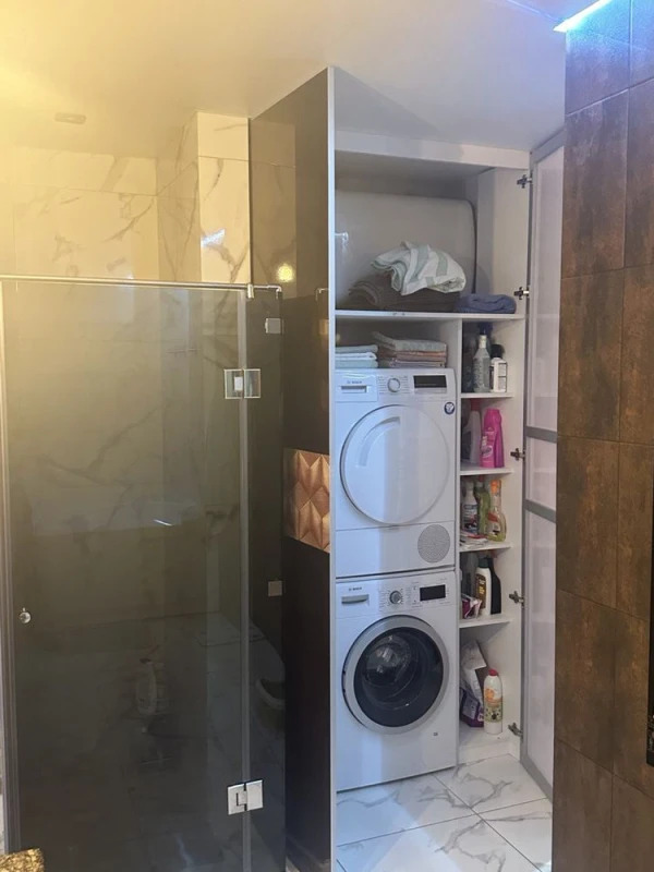 Продажа 3-комнатной квартиры 96 м²
