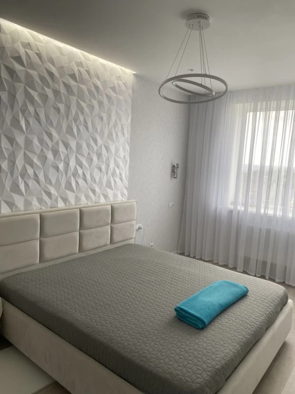 Продажа 2-комнатной квартиры 88 м²