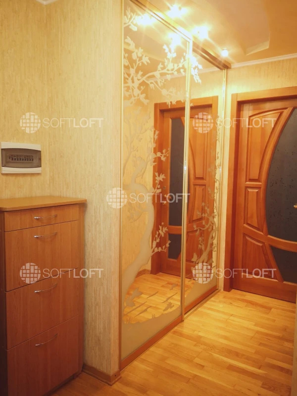 Продажа 2-комнатной квартиры 60 м²