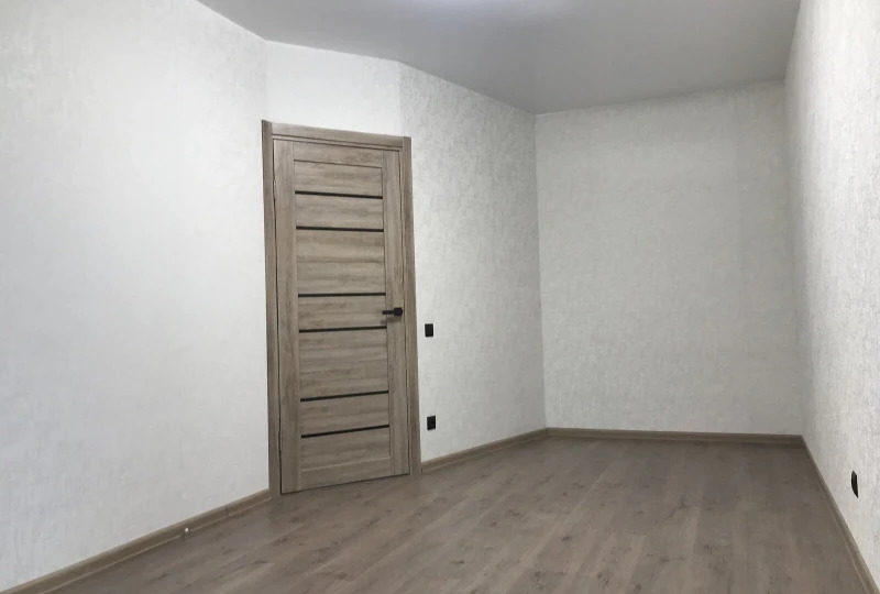 Продаж 1-кімнатної квартири 33 м²