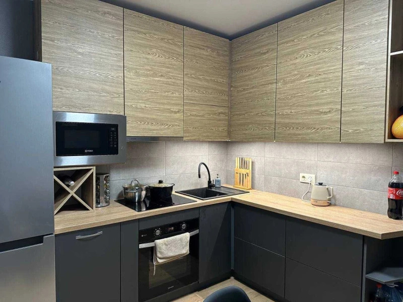 Продаж 1-кімнатної квартири 37 м²