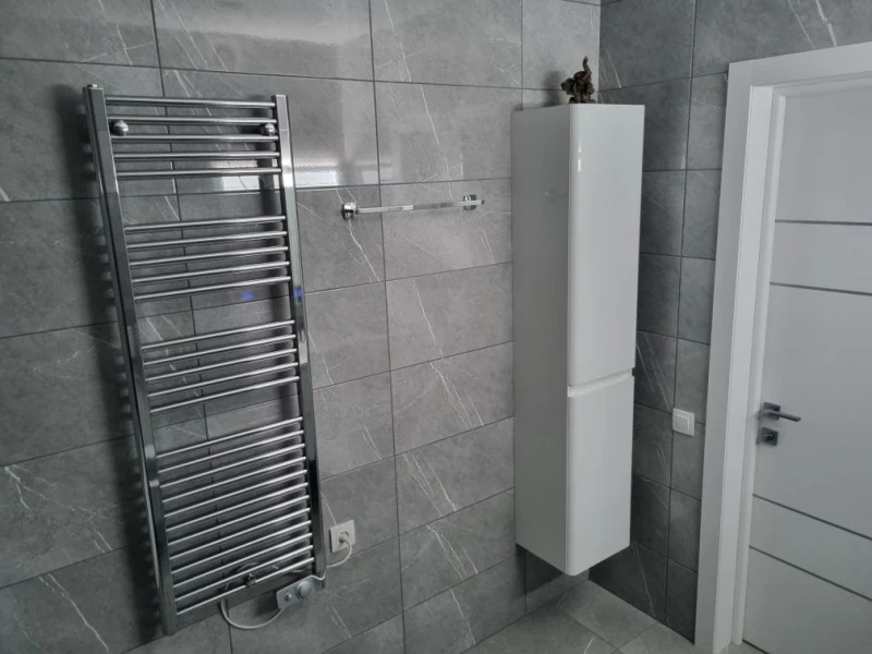 Продаж 1-кімнатної квартири 64 м²