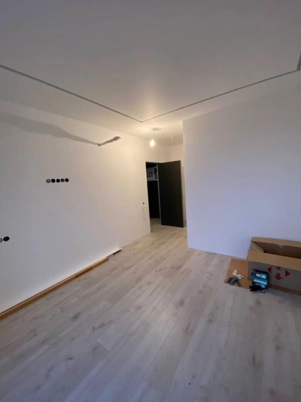 Продажа 1-комнатной квартиры 66 м²