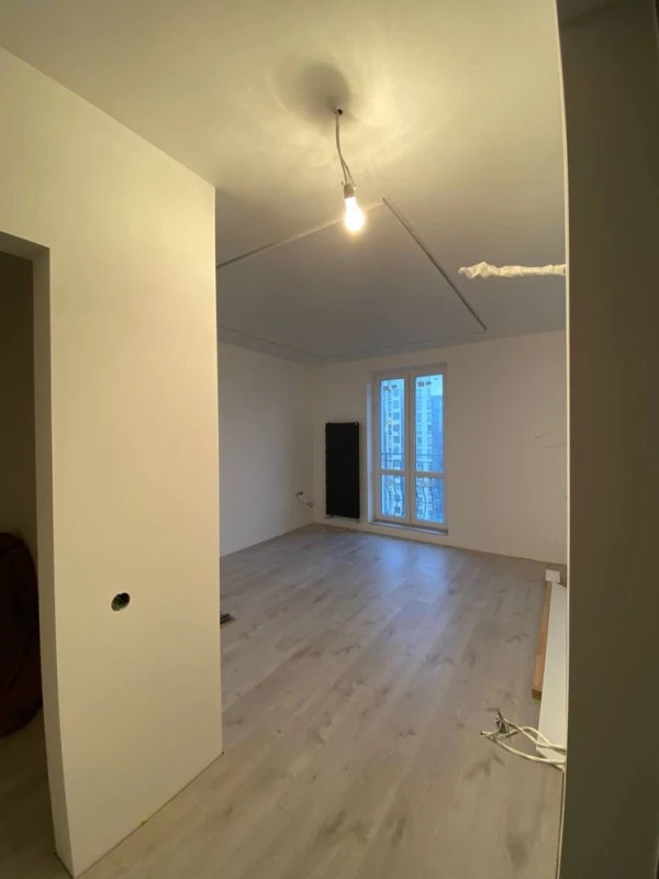 Продажа 1-комнатной квартиры 66 м²