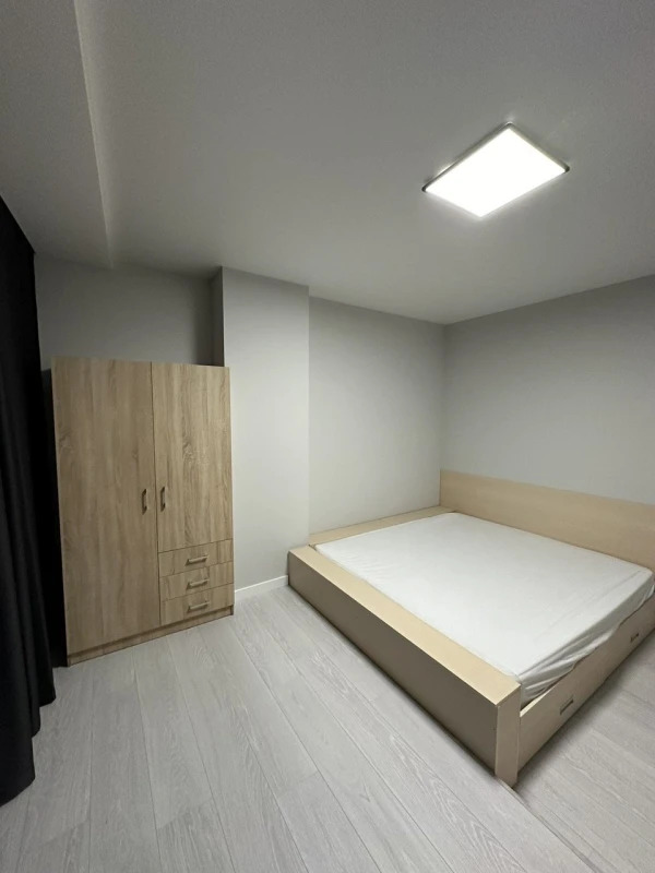 Оренда 2-кімнатної квартири 83 м²