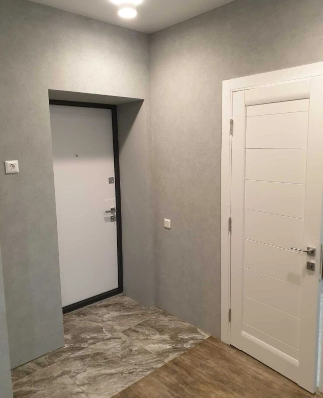Продаж 2-кімнатної квартири 57 м²