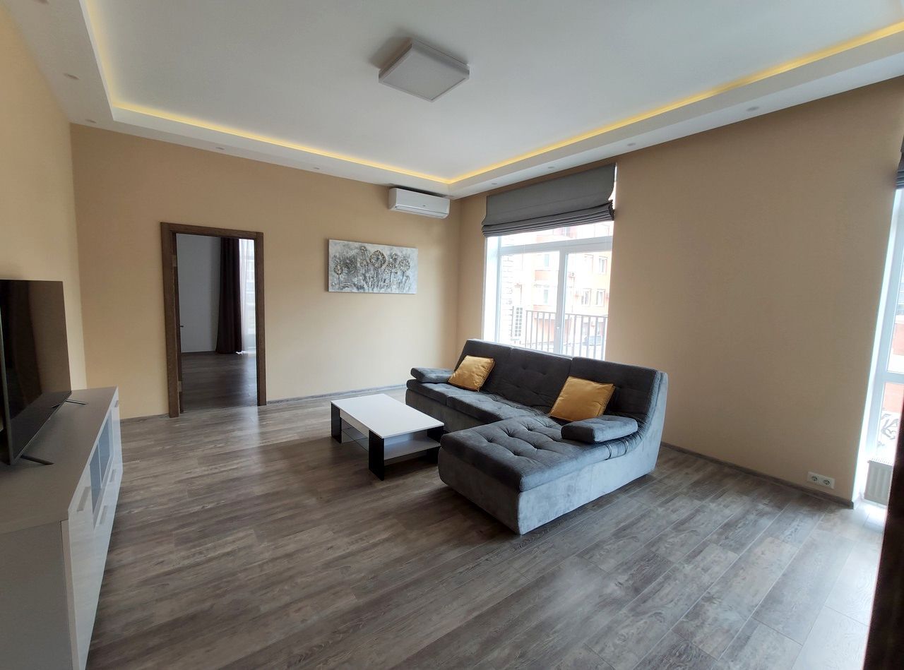 Аренда 2-комнатной квартиры 70 м², Южная ул., 8