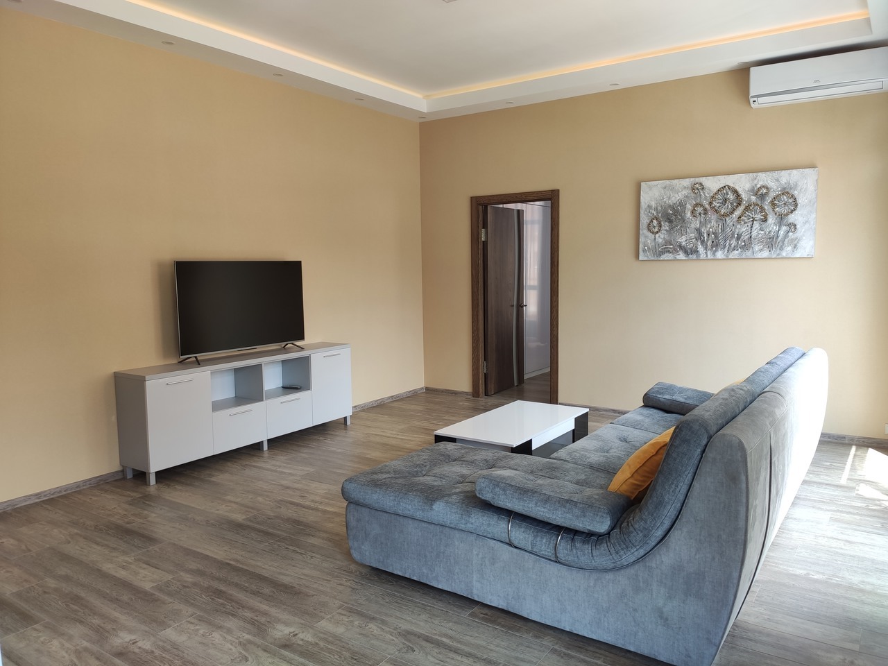 Аренда 2-комнатной квартиры 70 м², Южная ул., 8