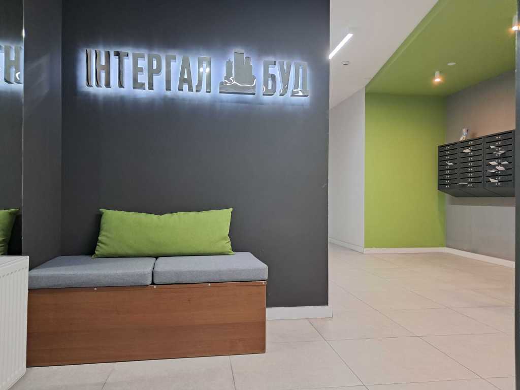 Продажа 1-комнатной квартиры 47 м², Олеся Бабия ул., Бердника, 1д