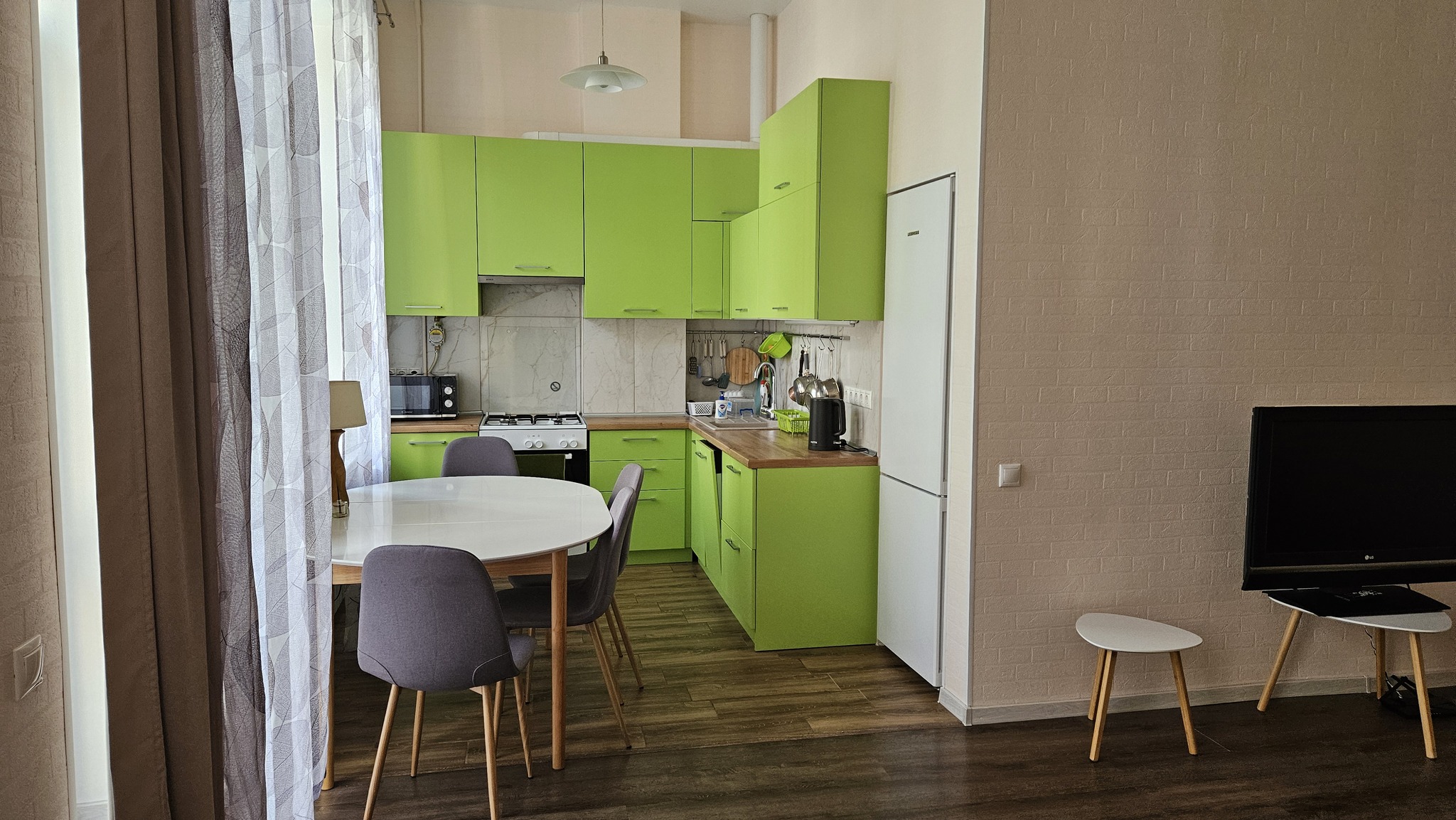 Оренда 2-кімнатної квартири 65 м², Саксаганського вул., 125
