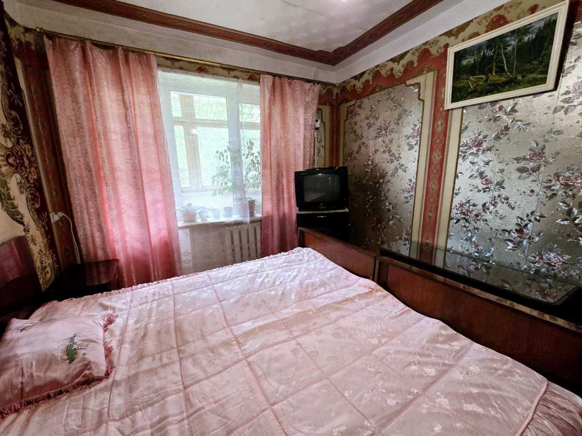 Продажа 3-комнатной квартиры 64 м², Гагарина просп., 84А