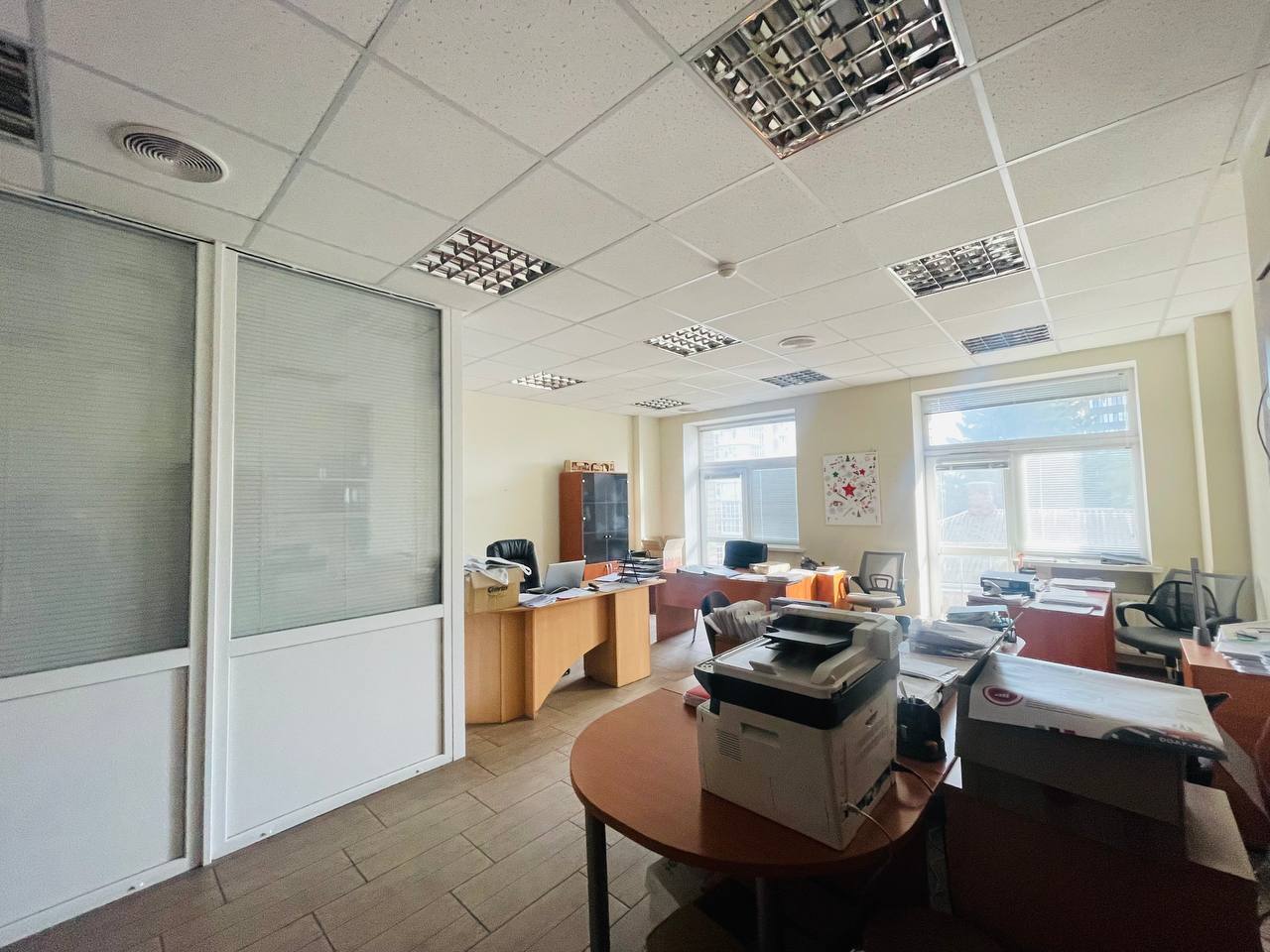 Оренда офісу 250 м², Дмитрія Яворницького просп.