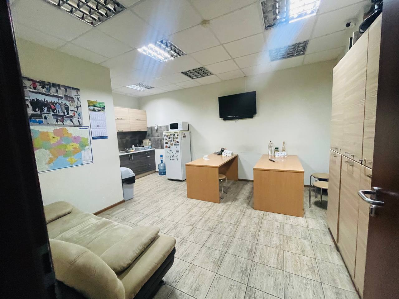 Оренда офісу 250 м², Дмитрія Яворницького просп.