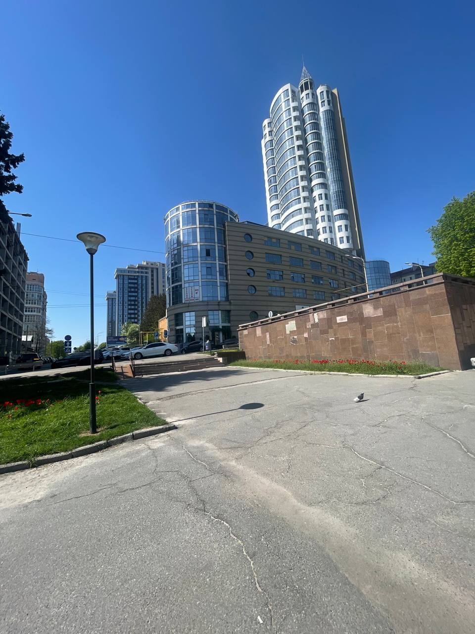 Оренда офісу 250 м², Дмитрія Яворницького просп.