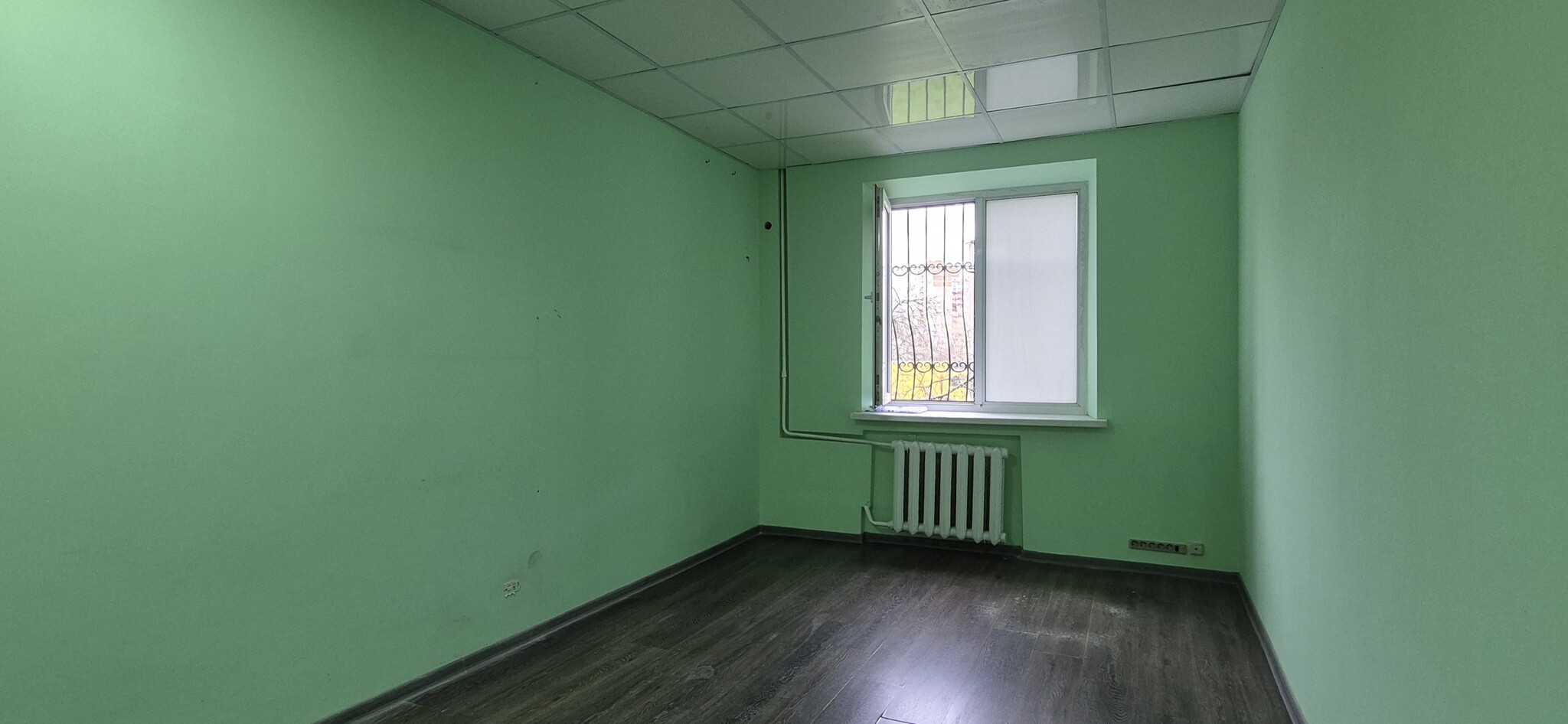 Аренда помещения свободного назначения 62.5 м², Сержа Лифаря ул., 1