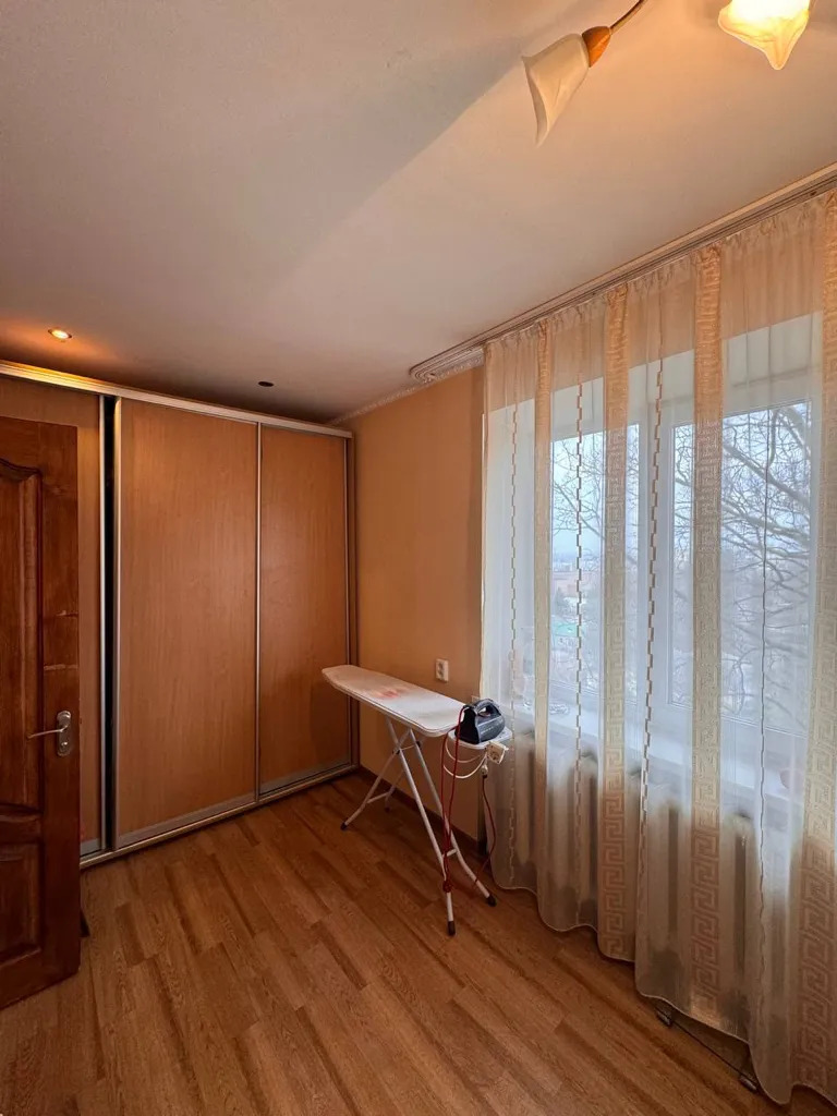 Продажа 2-комнатной квартиры 46 м², Александра Поля просп., 50А